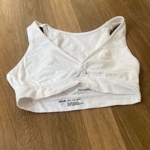 White twist crop top.